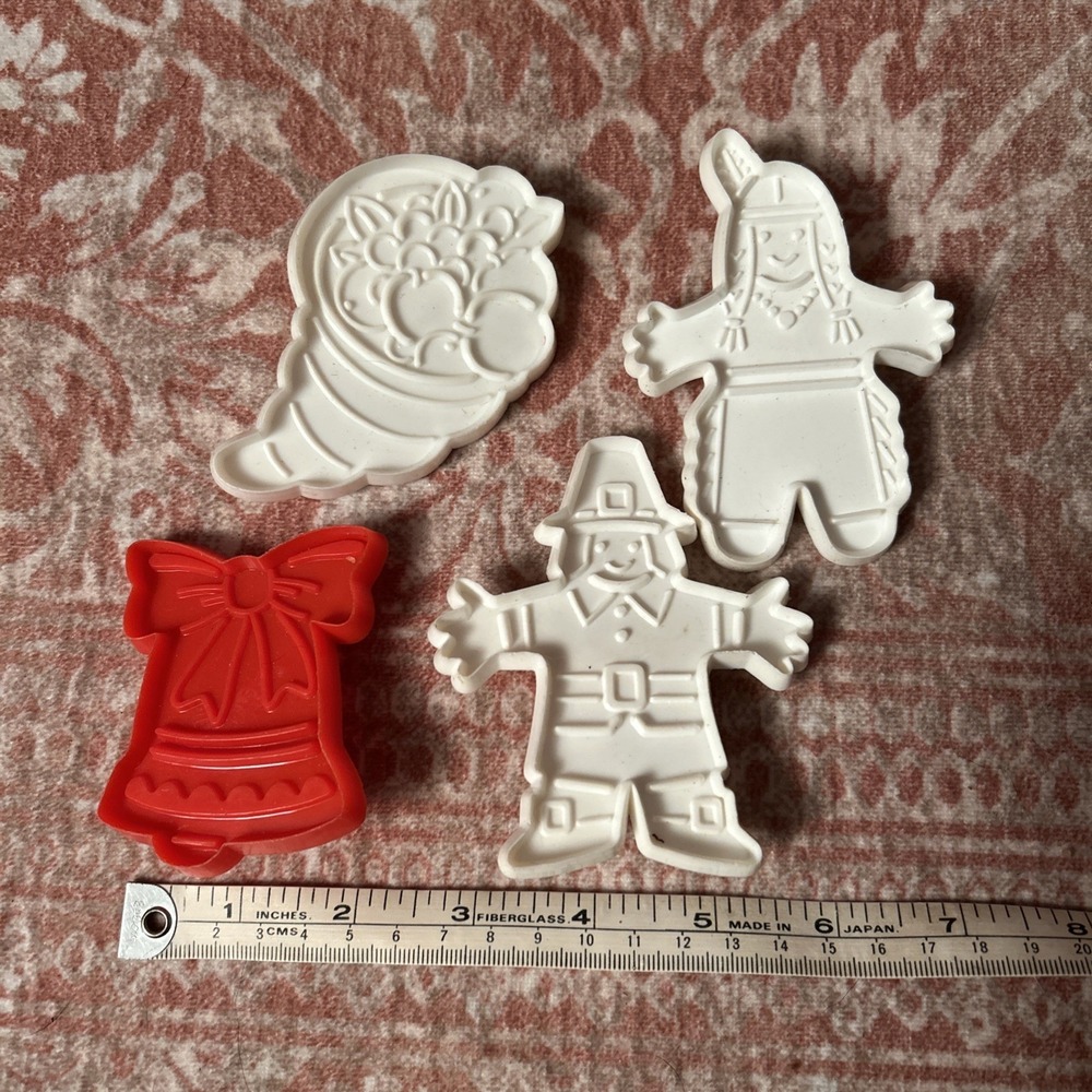 NEW Vintage Hutzler Harvest Cut Ups Cookie Cutters Turkey Pumpkin Thanksgiving